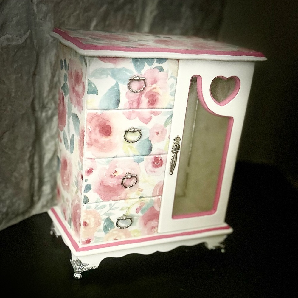 Vintage romantic shabby chic upcycled Floral Jewelry Organizer with Heart Detail